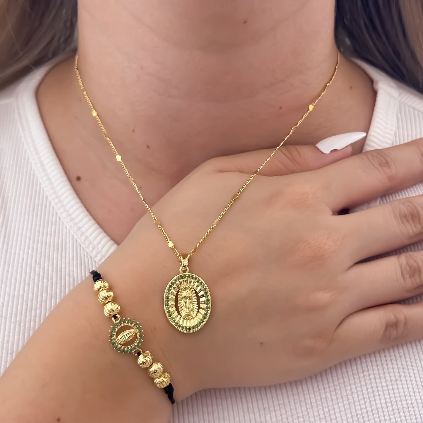 Cadena Tejido Corazon + Virgen de Guadalupe Verde Esmeralda + Pulsera Balin Italiano de 6mm con Virgen de Guadalupe en Oro Laminado 18k con Garantia de por vida