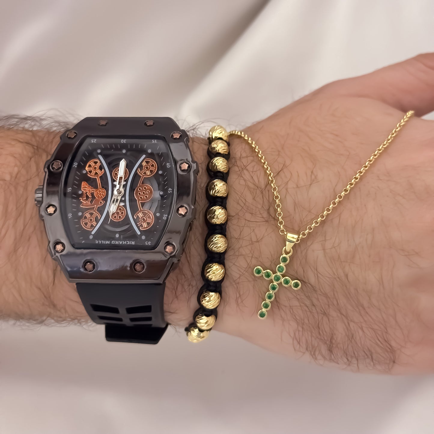 Cadena Tejido Cubana Delgada de Hombre de 60cm de 2mm + Cruz Verde Esmeralda + Pulseras en Balin Italiano de 6mm en Oro Laminado 18k con Garantia de por vida  + Reloj Richar