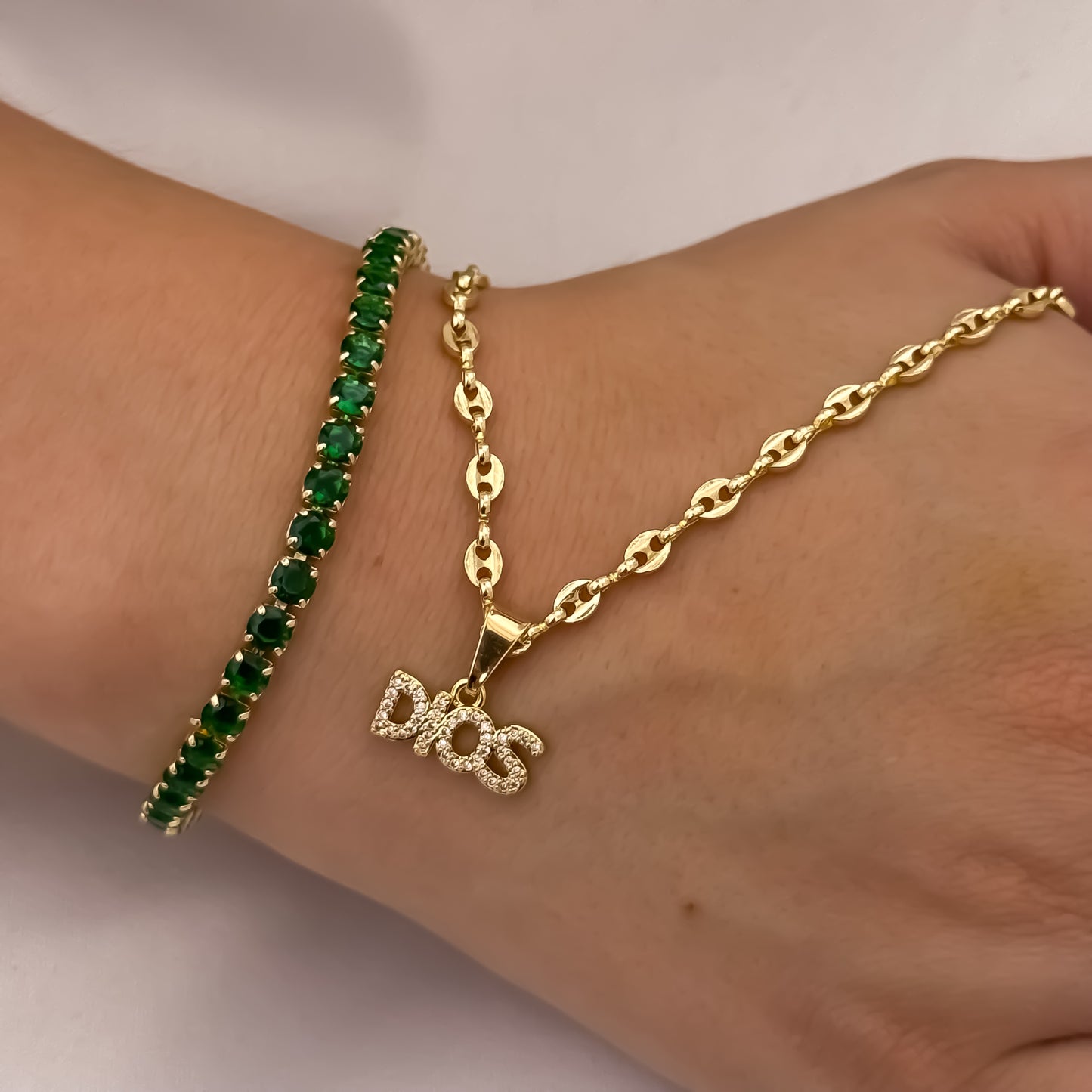 Cadena Tejido Gucci de Dama de 45cm de 3mm + Dije de Dios Micro Circones + Pulsera Tennis verde Esmeralda en Oro Laminado 18k con Garantia de por vida