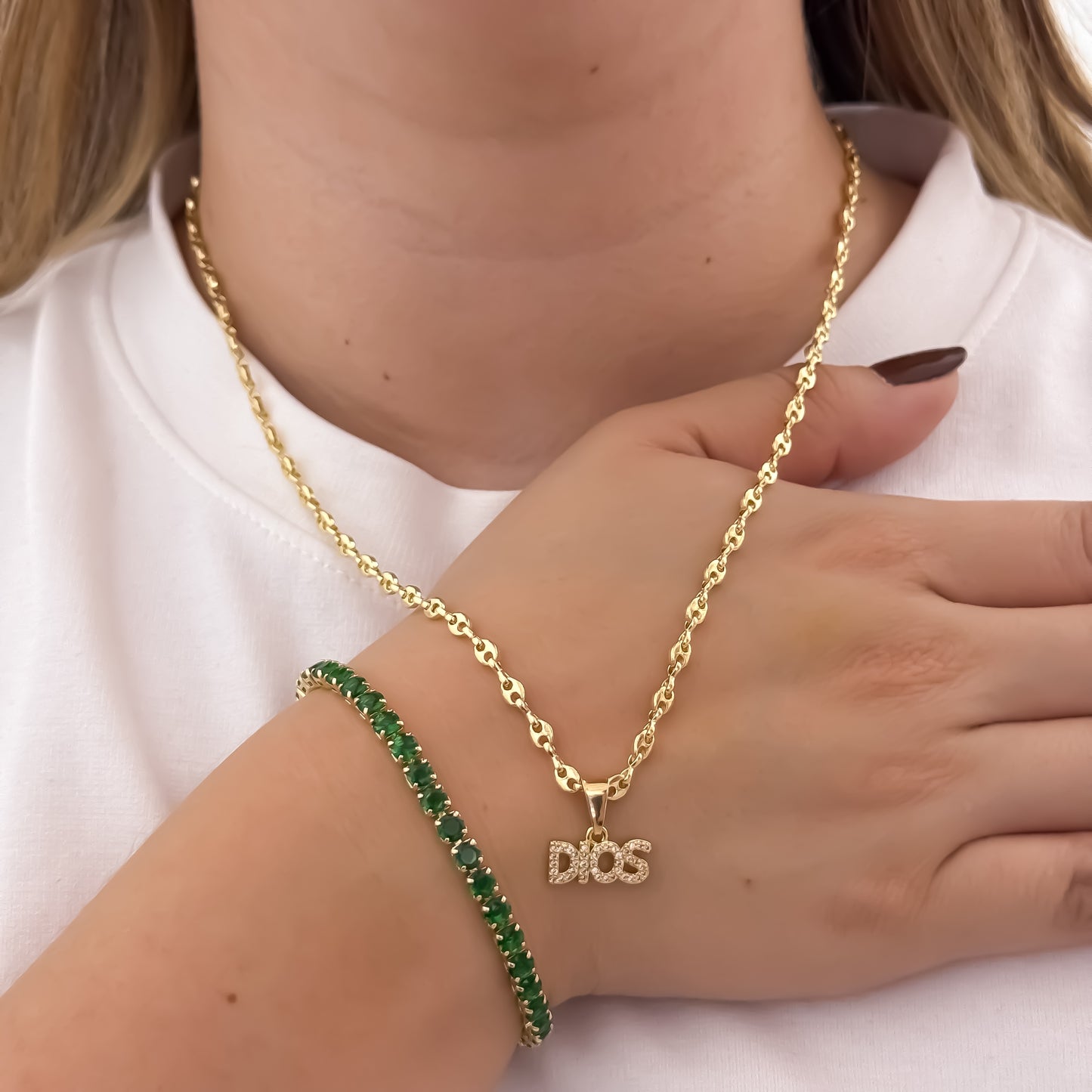 Cadena Tejido Gucci de Dama de 45cm de 3mm + Dije de Dios Micro Circones + Pulsera Tennis verde Esmeralda en Oro Laminado 18k con Garantia de por vida