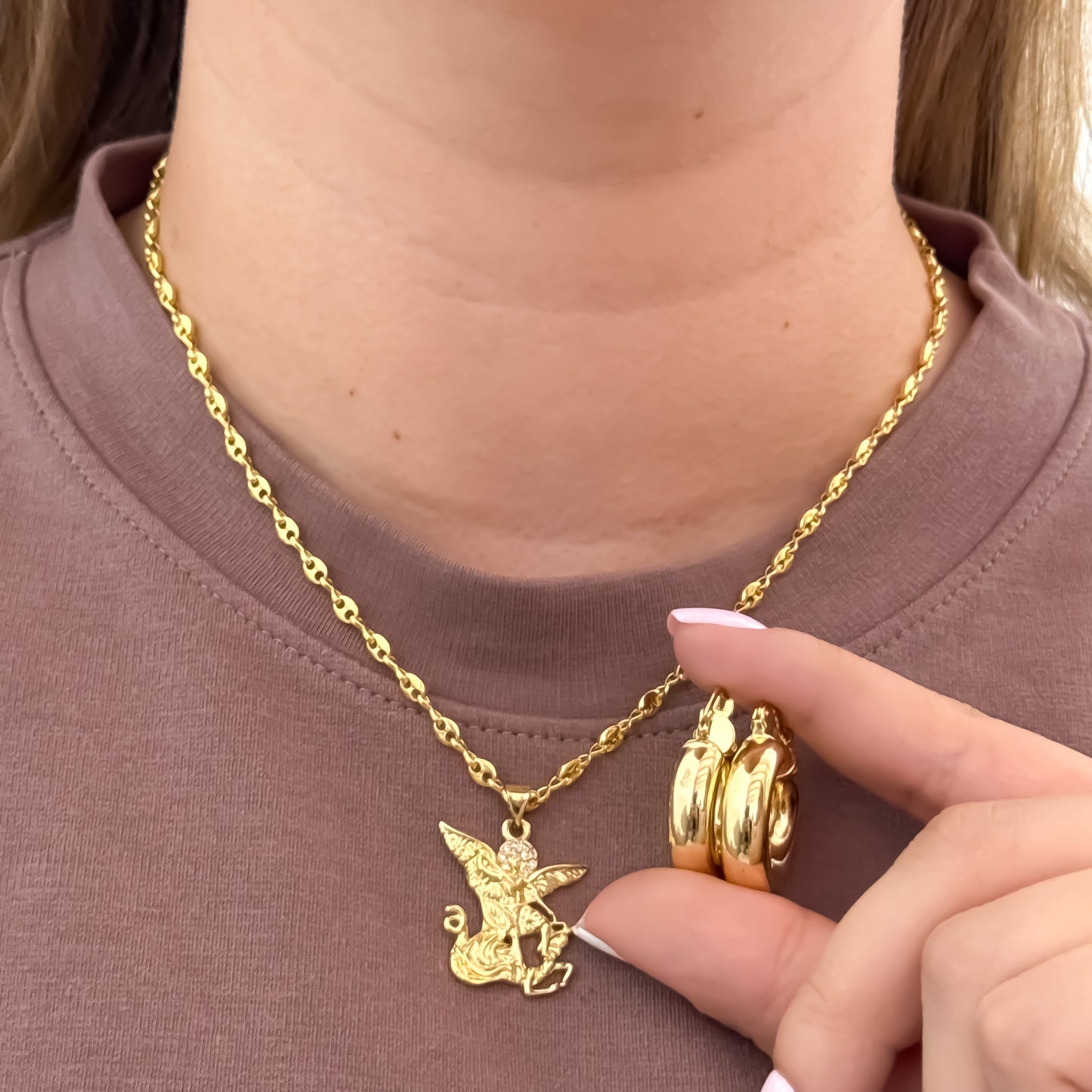 Cadena Tejido Gucci de Dama de 45cm de 3mm + San Miguel Arcangel + Candonga Tubular en Oro laminado 18k con Garantia de por vida