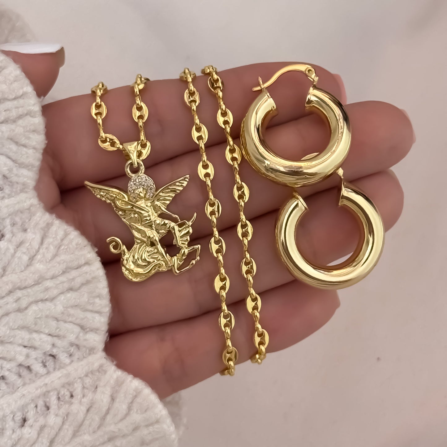 Cadena Tejido Gucci de Dama de 45cm de 3mm + San Miguel Arcangel + Candonga Tubular en Oro laminado 18k con Garantia de por vida