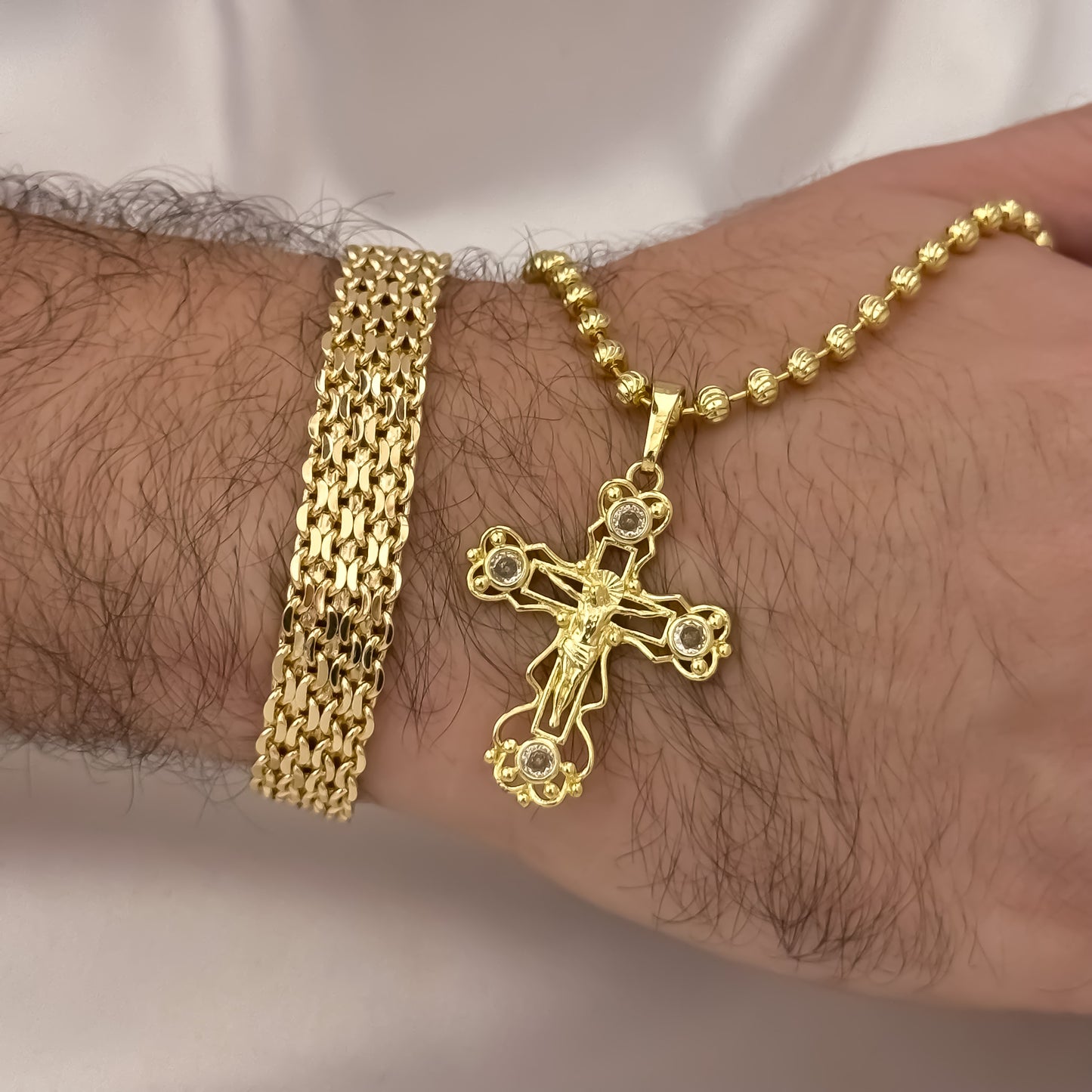 Cadena Tejido Militar Diamantada de 60cm de 4mm + Cruz Cristo Madero + Pulsera Tejido Chino Grueso 20cm de 8mm en Oro Laminado 18K Con Garantia de por vida