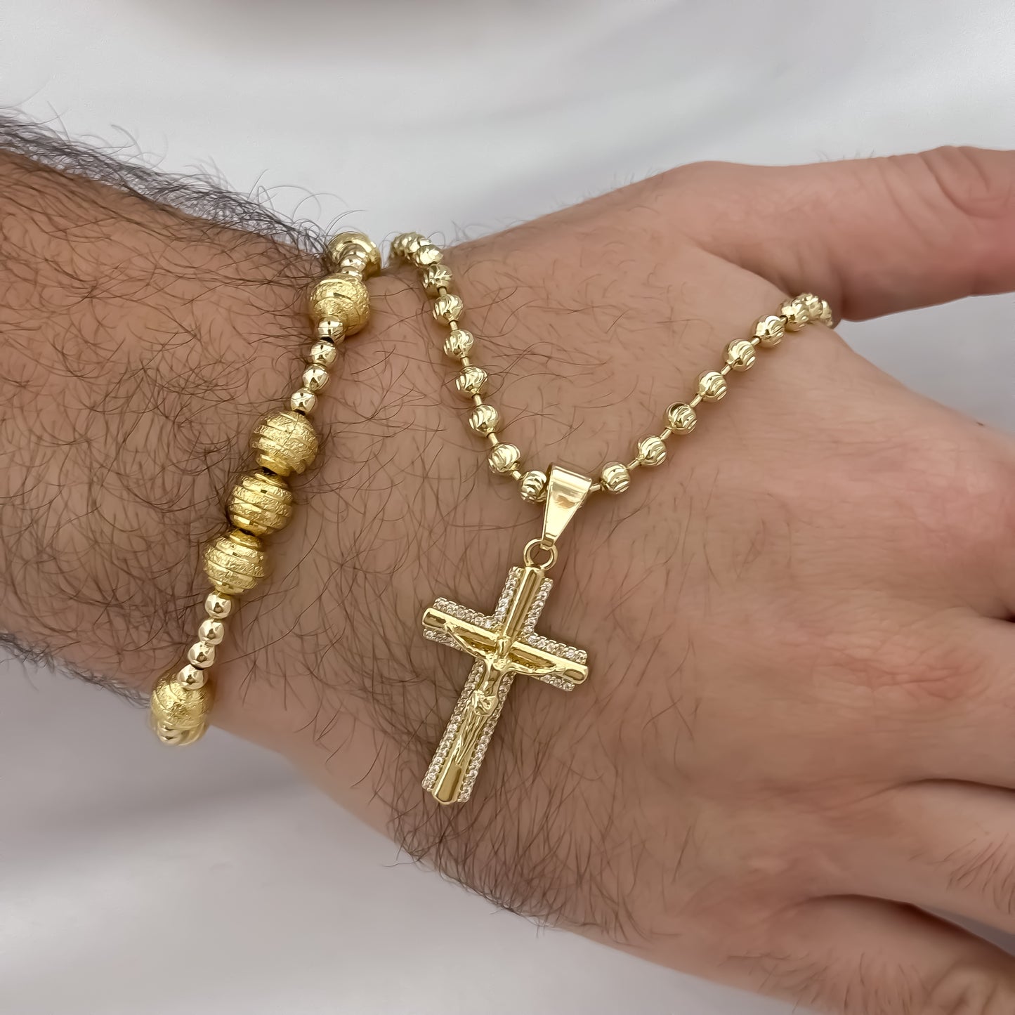 Cadena Tejido Militar Diamantada de 60cm de 4mm + Cruz Cristo Madero + Pulsera Balin Liso de 4mm y Diamantado en  Oro Laminado 18k con Garantia de por vida