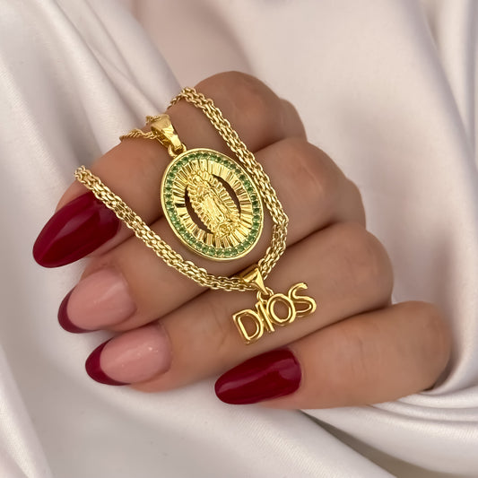 Choker de Dama Cadena Tejido Chino de Dama de 45cm de 3mm + Dije Dios + Cadena Singapur de Dama de 45m + Virgen de Guadalupe Con Micro Circones Verde en Oro Laminado 18k con Garantía de por vida