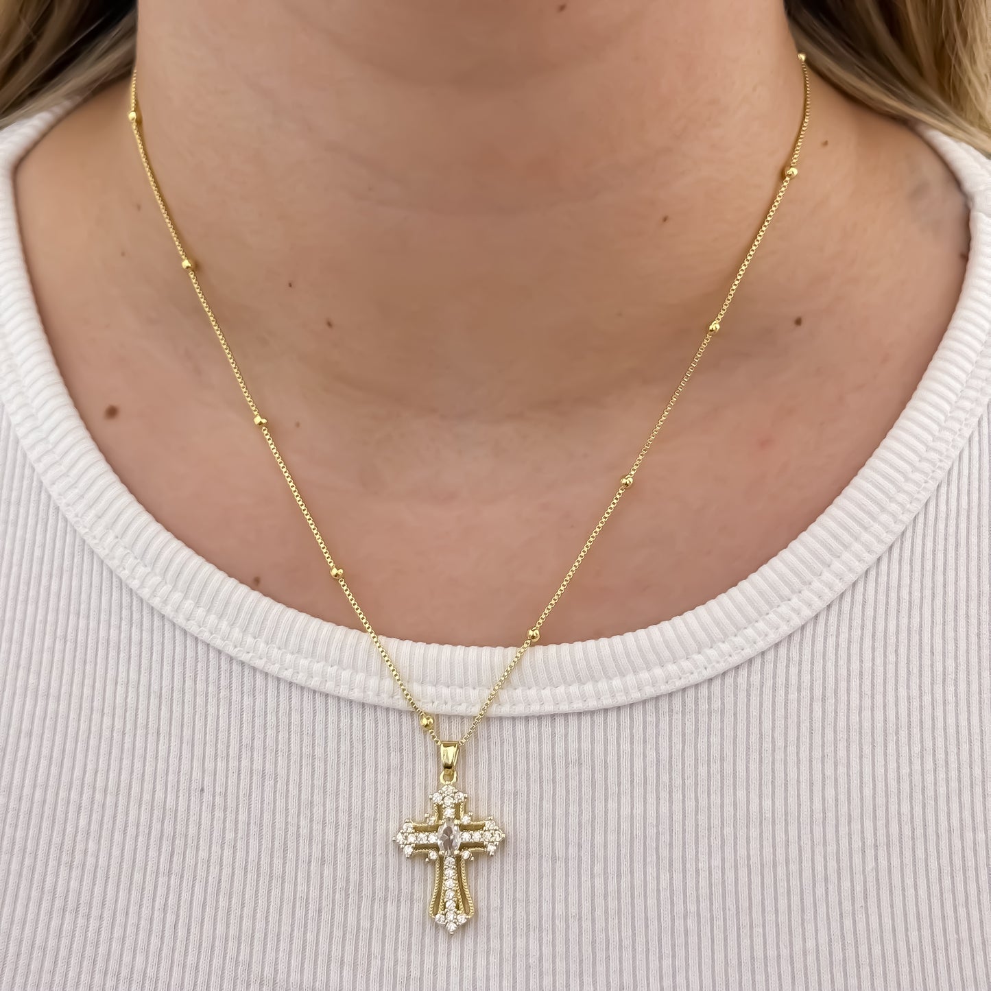 Cadena Tejido Cubana Balin de 45cm + Dije de Cruz con Micro circones Cristales en Oro Laminado 18k con Garantia de por vida