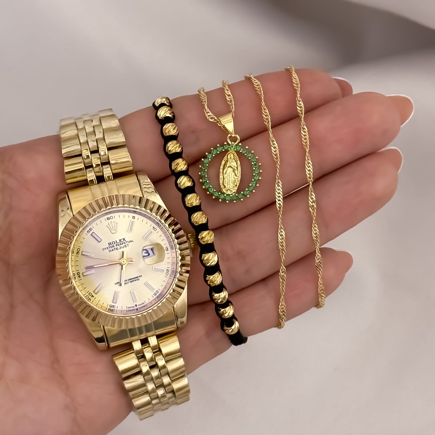 Cadena Tejido Singapur de Dama de 45cm + Virgen de Guadalupe Tallada  Verde + Pulsera Balin de 4mm + Reloj Rolex de Dama en Oro Laminado 18k
