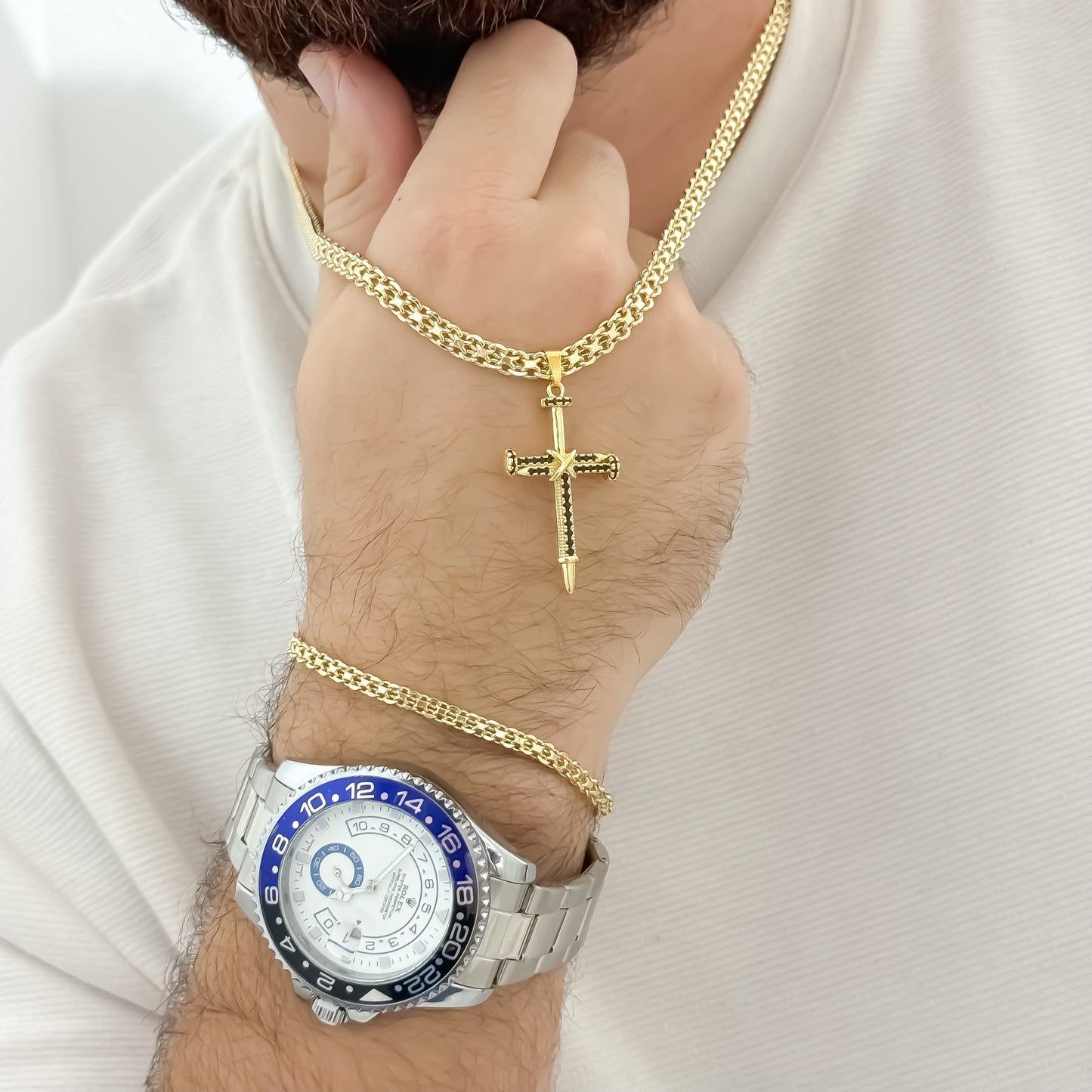 Conjunto Tejido Chino Cadena de 60cm de 4mm + Cruz Clavo + Pulsera Chino + Reloj Rolex Replica 1.1 en Oro Laminado 18k con Garantia de por vida